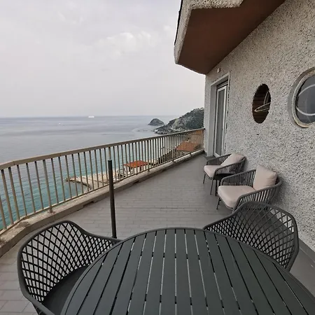 Apartmán Design And Sea View *